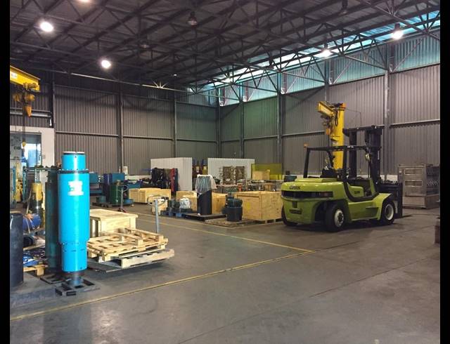 2,953M² FACTORY FOR SALE IN PAROW CENTRAL